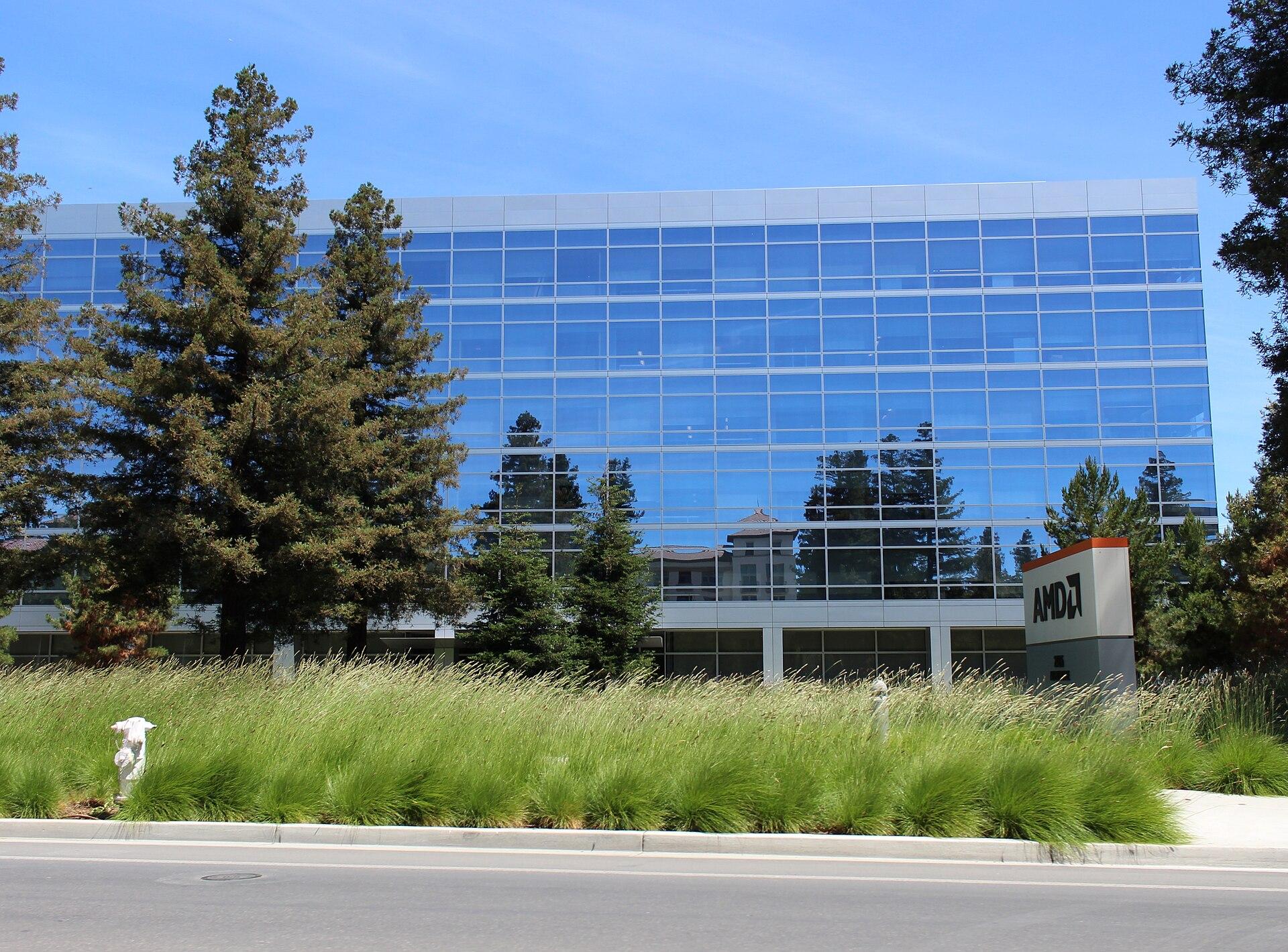 Sede da AMD na Augustine Drive, em Santa Clara, Califórnia, fotografada em 2020. Imagem ilustrativa, sem relação com o anúncio da compra da World Labs.